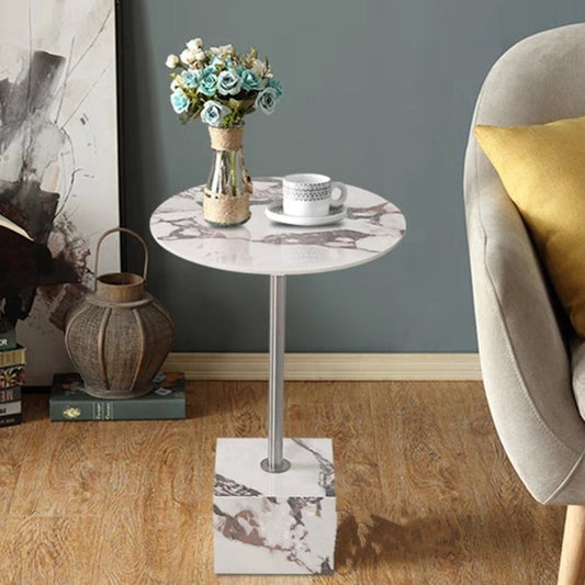 โต๊ะข้างลีน่า