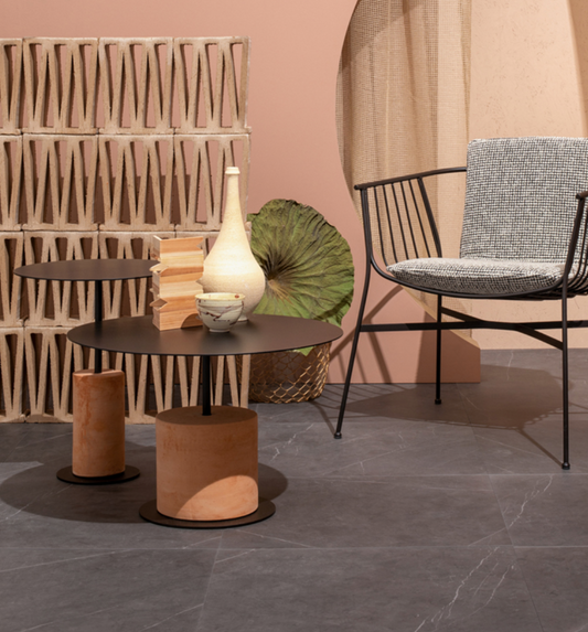 โต๊ะข้างเอ็ดลิน