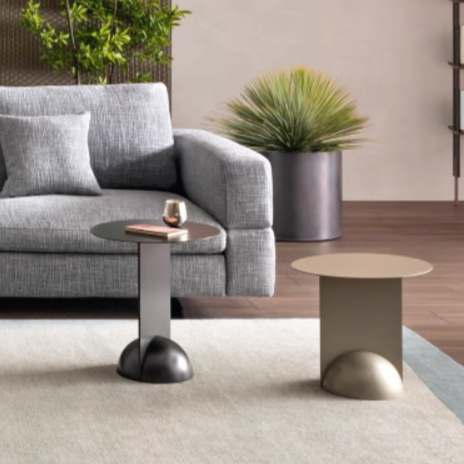 โต๊ะข้างเรเวน